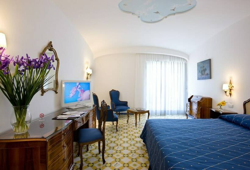 ガーデンビュースーペリアールーム, Grand Hotel La Favorita