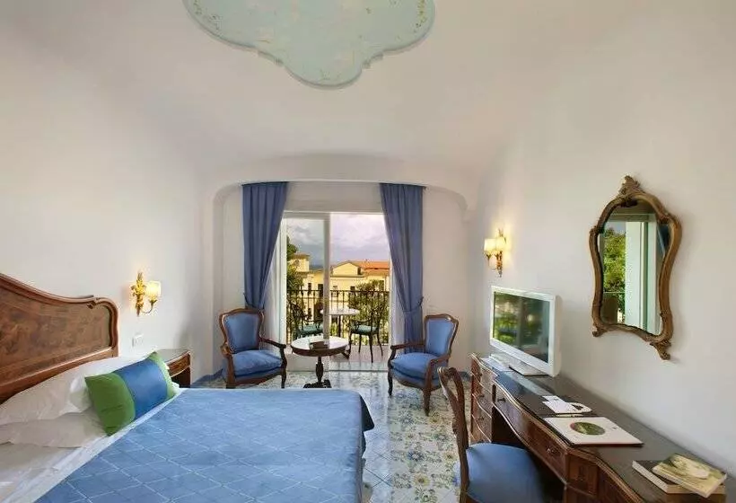 اتاق سوپریور با چشم‌انداز باغ, Grand Hotel La Favorita