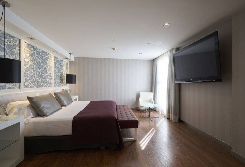 Люкс, Catalonia Catedral