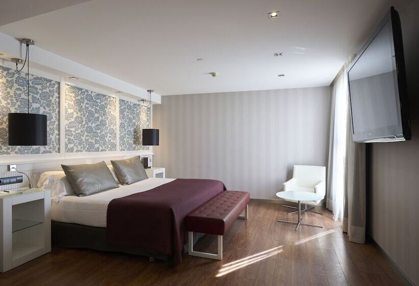 Люкс, Catalonia Catedral