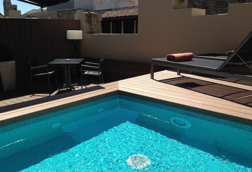 Номер Superior, Catalonia Catedral