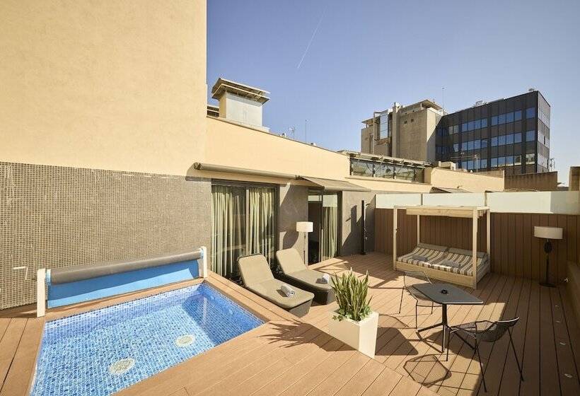 Номер Deluxe, Catalonia Catedral