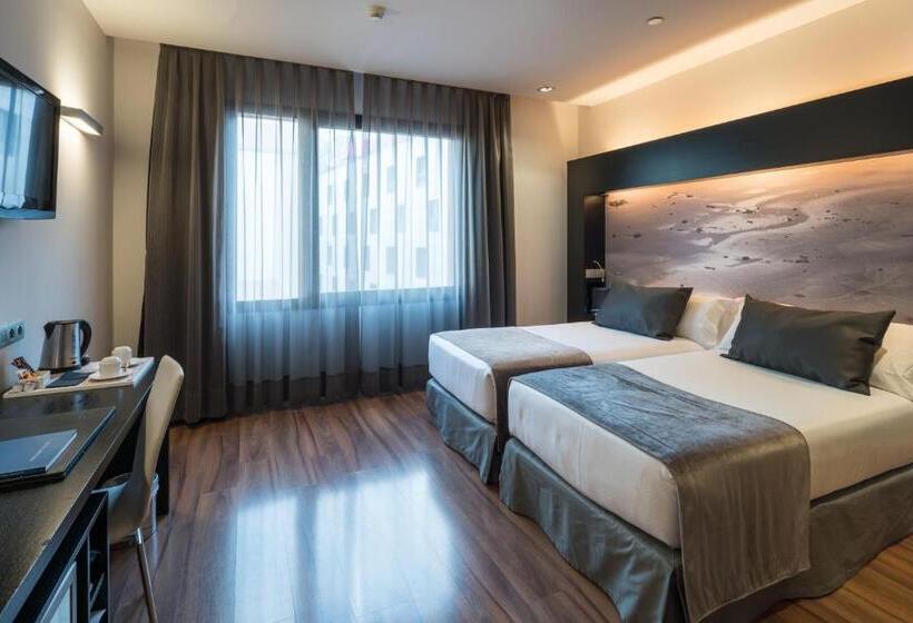 Номер Стандарт, Catalonia Catedral