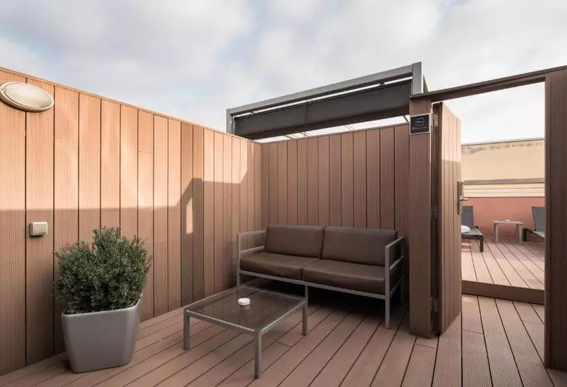 Superior Room with Terrace, Catalonia Catedral