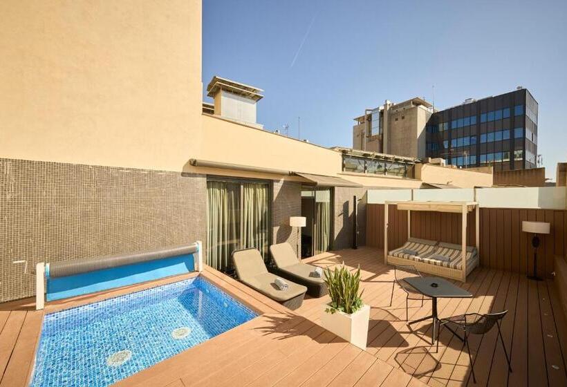 Номер Deluxe, Catalonia Catedral