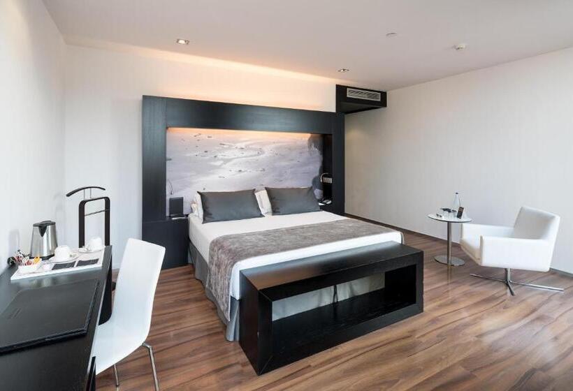 Номер Deluxe, Catalonia Catedral