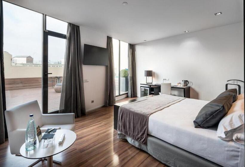 Номер Deluxe, Catalonia Catedral