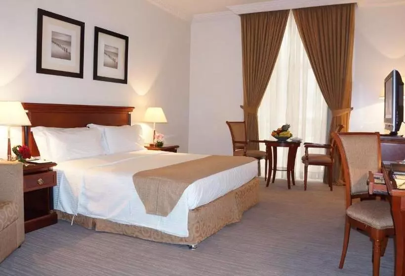 اتاق استاندارد با تخت بزرگ, Executives Hotel   Olaya