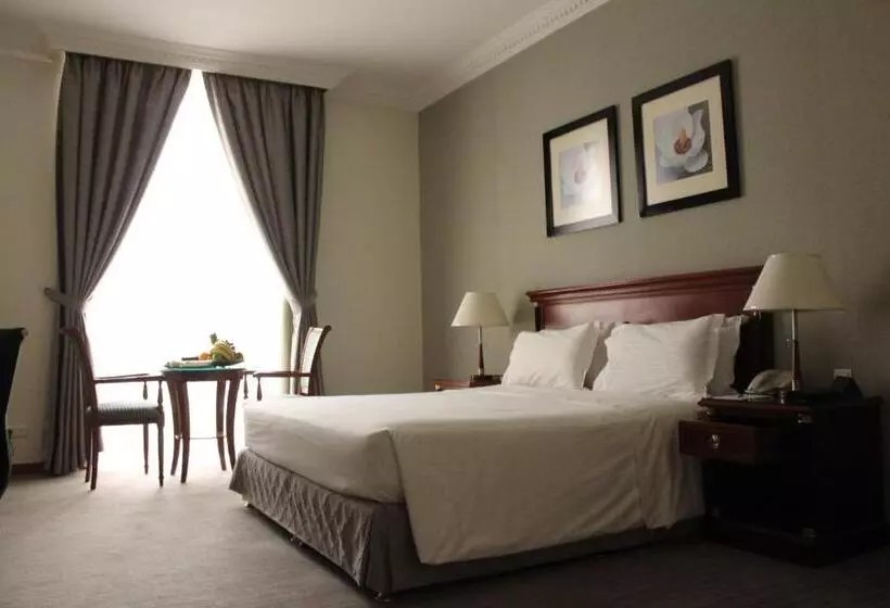 سوییت جونیور, Executives Hotel   Olaya