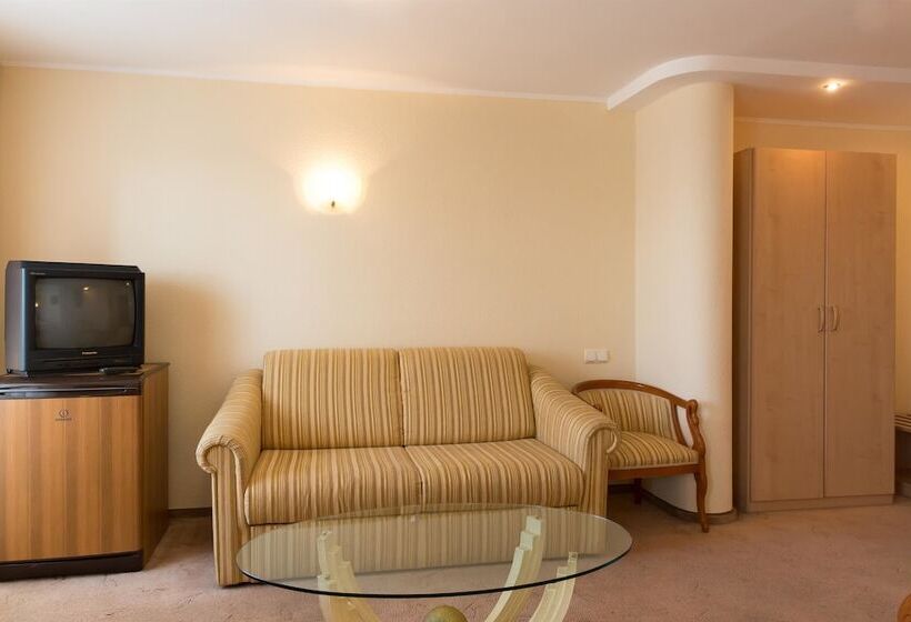 سوییت جونیور, Express