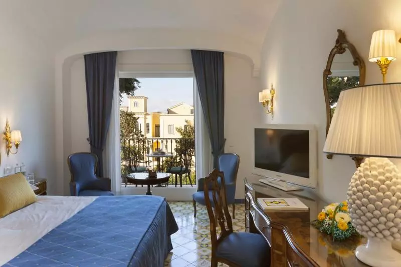 اتاق سوپریور با چشم‌انداز باغ, Grand Hotel La Favorita