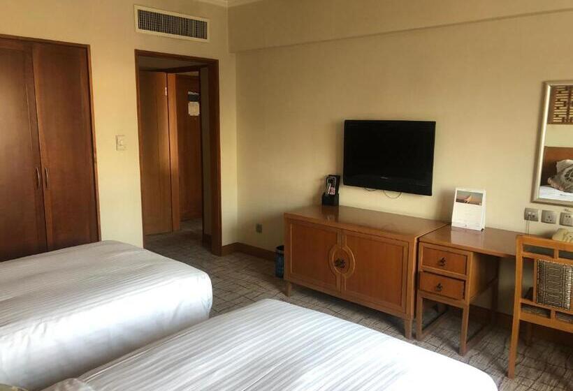 آپارتمان خانوادگی, Xi An Dajing Castle