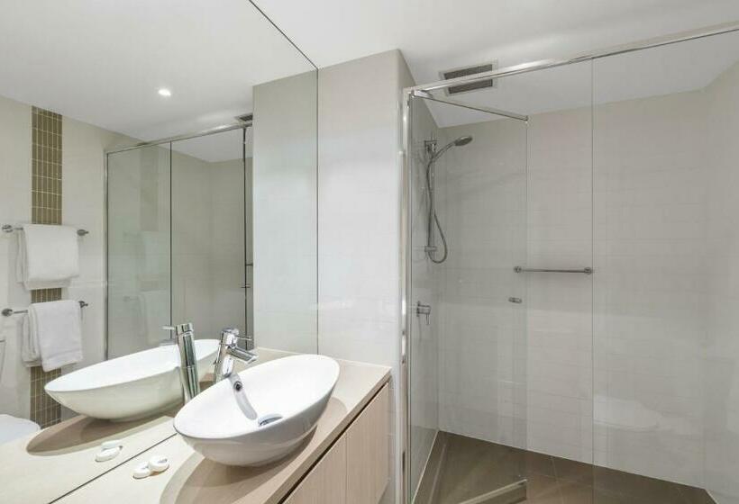 דירת חדר, Istay Precinct Adelaide