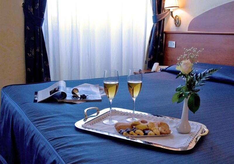 חדר סטנדרט, Laura