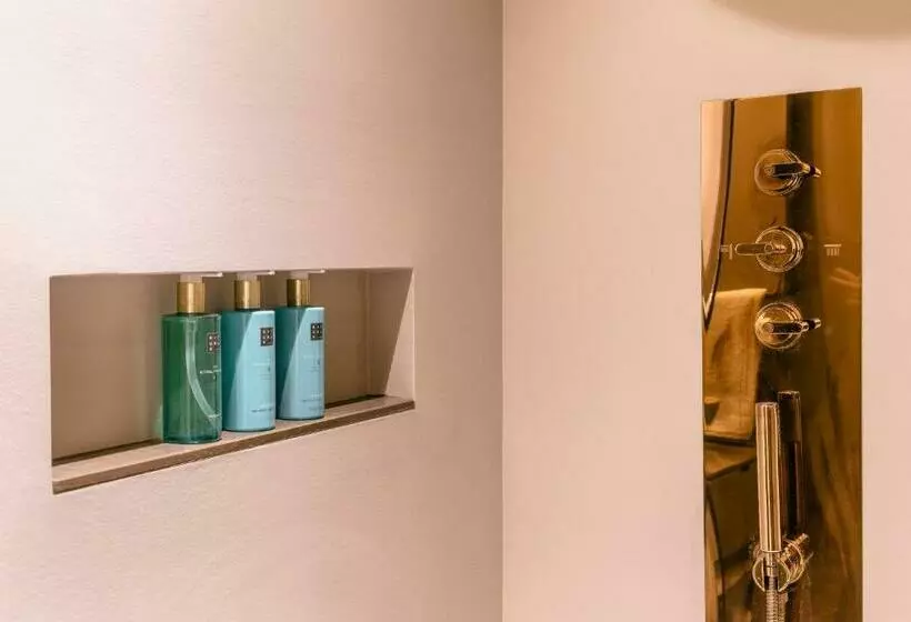 سوییت, Portobay Teatro