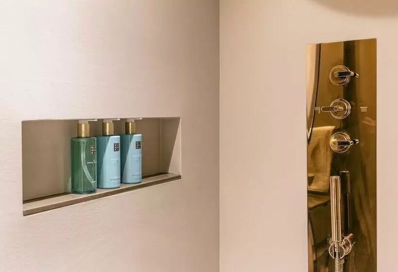 سوییت, Portobay Teatro