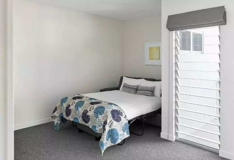 سوئیت با تخت بزرگ, Racv Noosa Resort