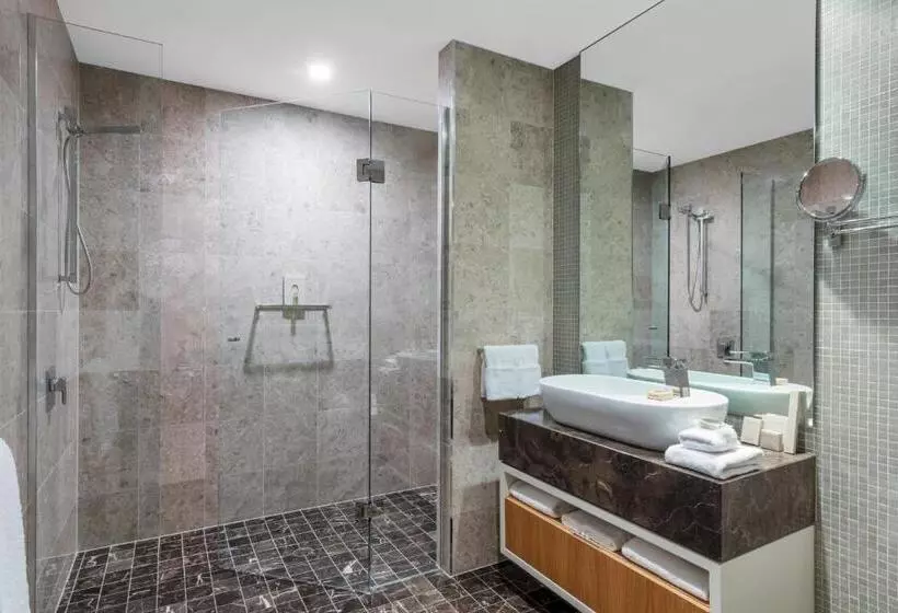 ویلا دلوکس 3 خوابه, Racv Noosa Resort