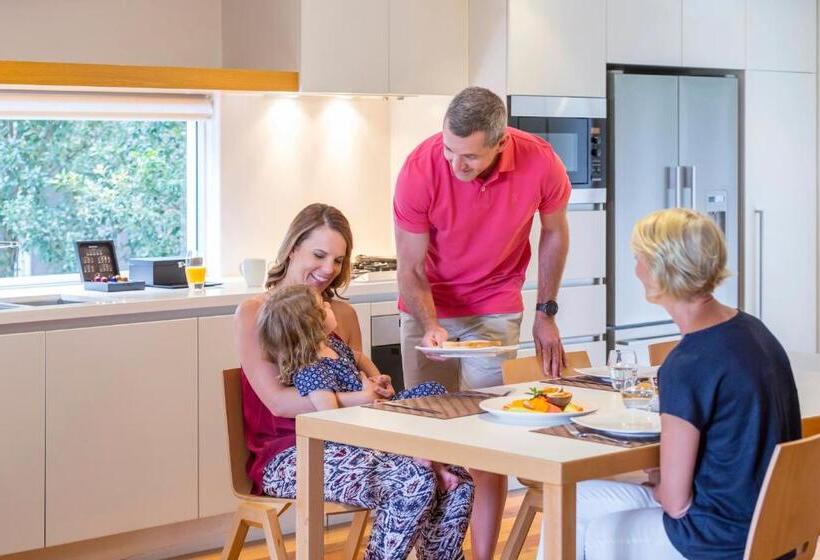 Вилла 3 Спальни, Racv Noosa Resort