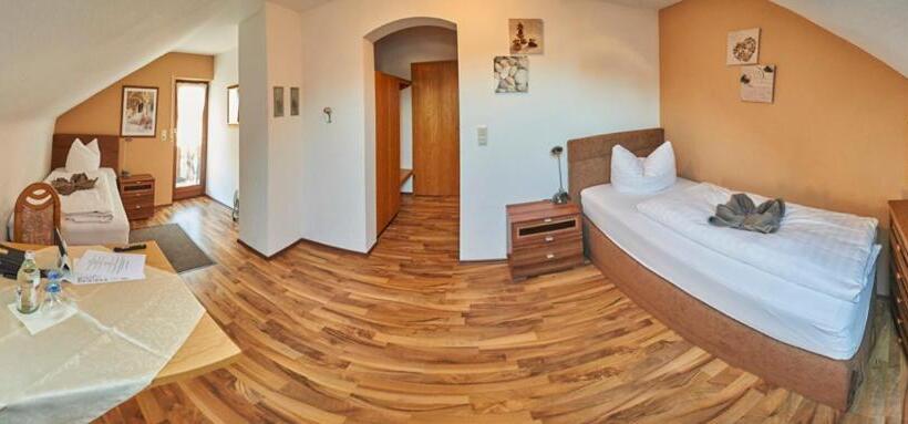 Номер Стандарт, Rammersweier Hof