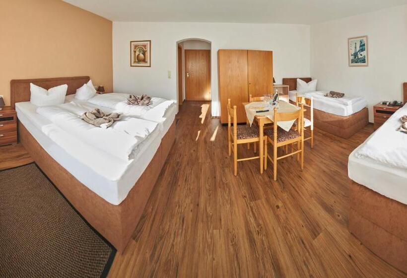 スタンダード4人部屋, Rammersweier Hof