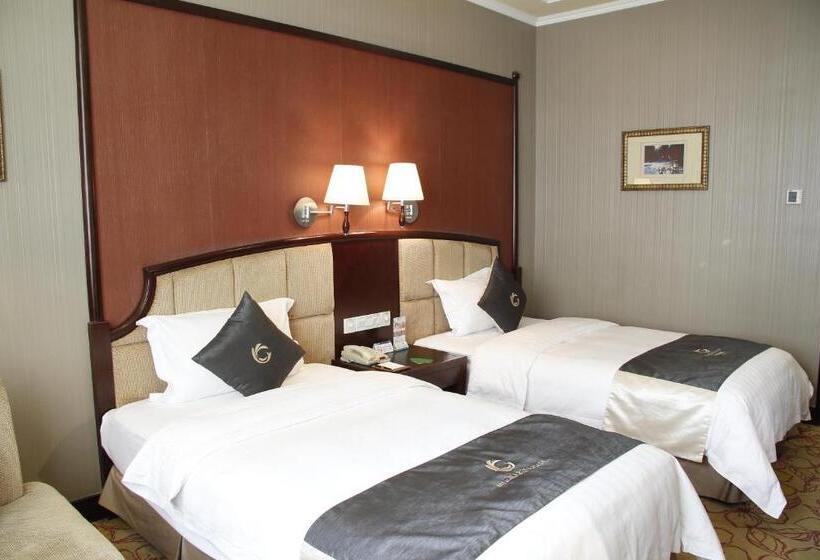 Номер Superior, The Royal Marina Plaza Hotel Guangzhou