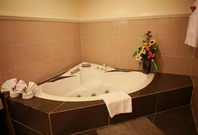 Elnöki Lakosztály, Sammy  Dalat