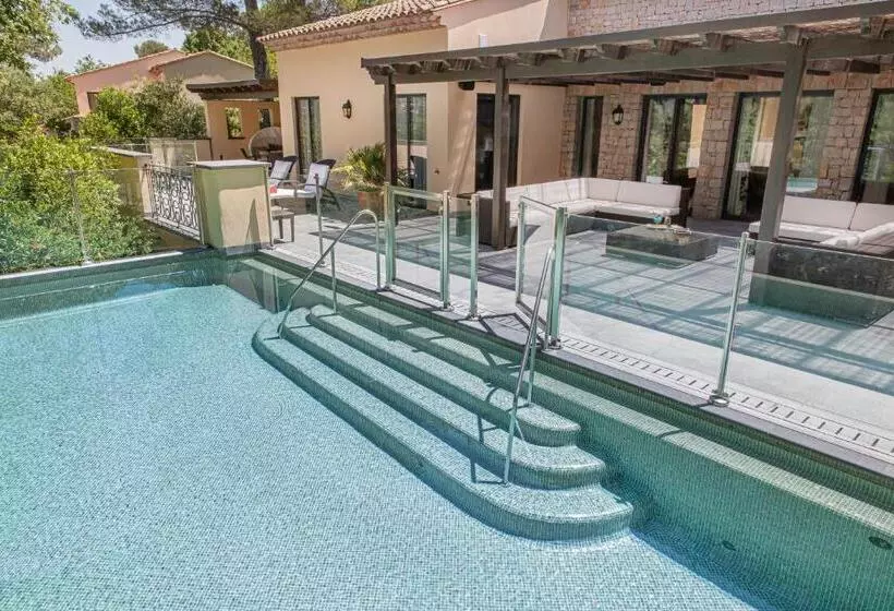 Villa 3 Chambres avec Piscine, Terre Blanche Hotel Spa Golf Resort