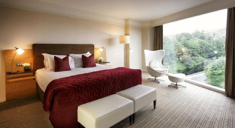 اتاق کلاسیک سه تخته, The River Lee Hotel A Member Of The Doyle Collection