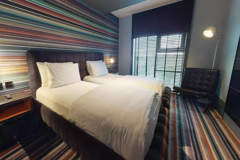 スタンダードルーム, Village Hotel London Watford
