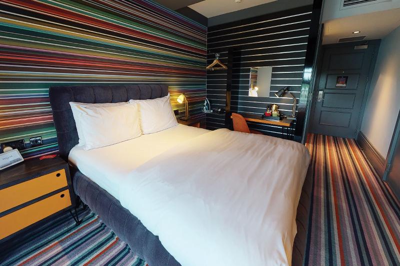 Семейный Номер, Village Hotel London Watford