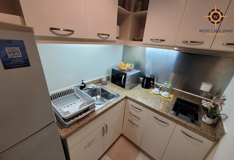 استودیو اجرایی, Wil Que Westlake Hotel & Residences
