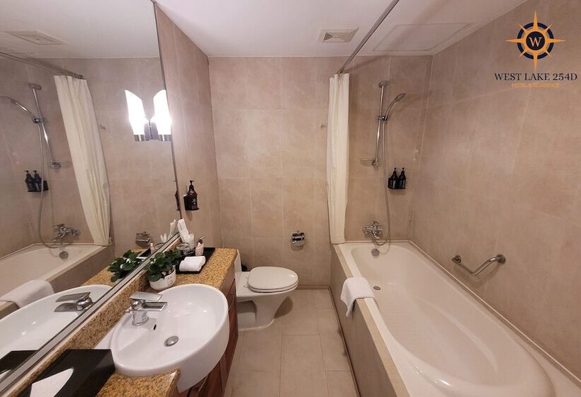 استودیوی پریمیوم, Wil Que Westlake Hotel & Residences