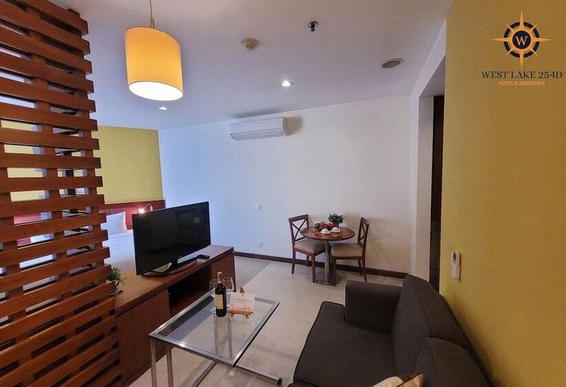 استودیوی پریمیوم, Wil Que Westlake Hotel & Residences