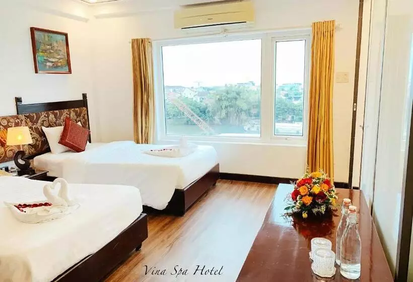 اتاق لوکس سه تخته, Vina Hotel Hue