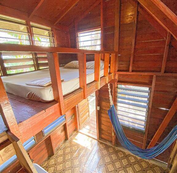 חדר סטנדרט חדר אמבטיה משותף, Bella S Backpackers Hostel