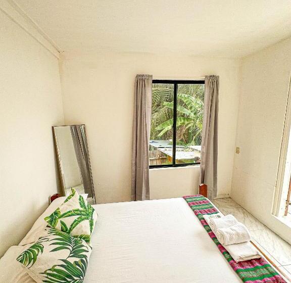 발코니 디럭스 룸, Bella S Backpackers Hostel