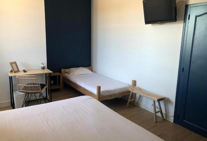 스탠다드 트리플 룸, Hôtel De La Poste Piriac Sur Mer