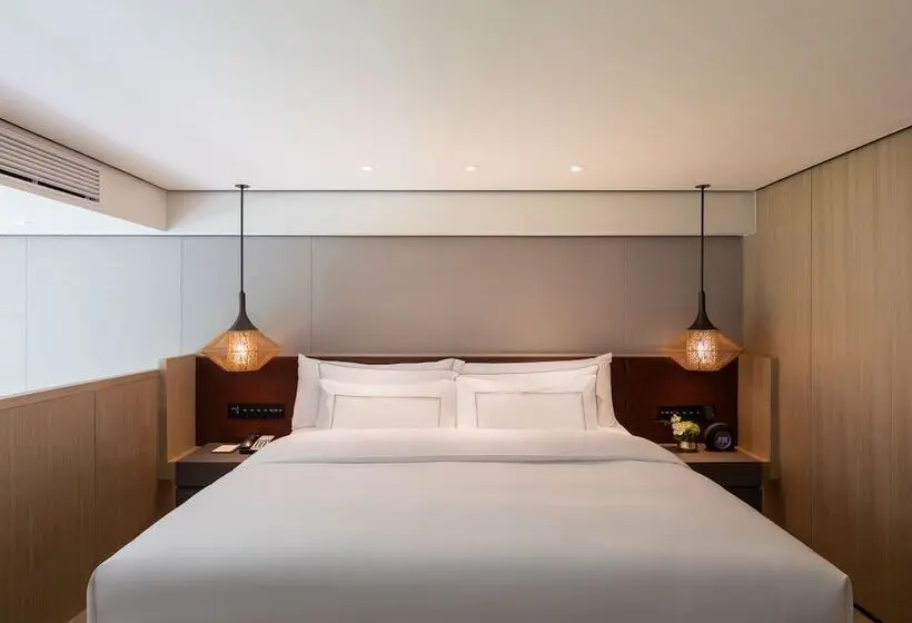Quarto Dúplex, Melia Chongqing