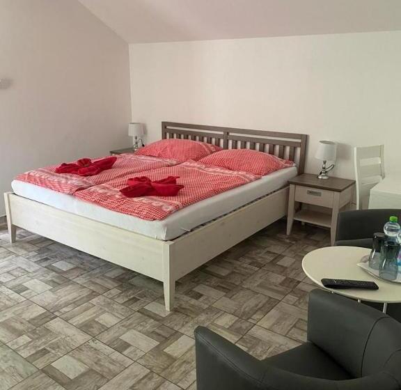 غرفة قياسية, Penzion Pod Lesem