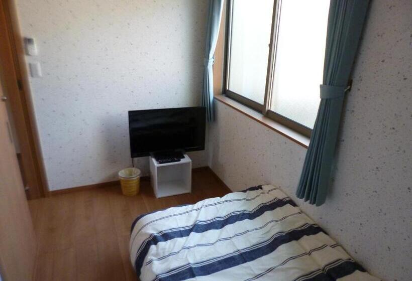 Standard Enkelrum, ホステルたつみや