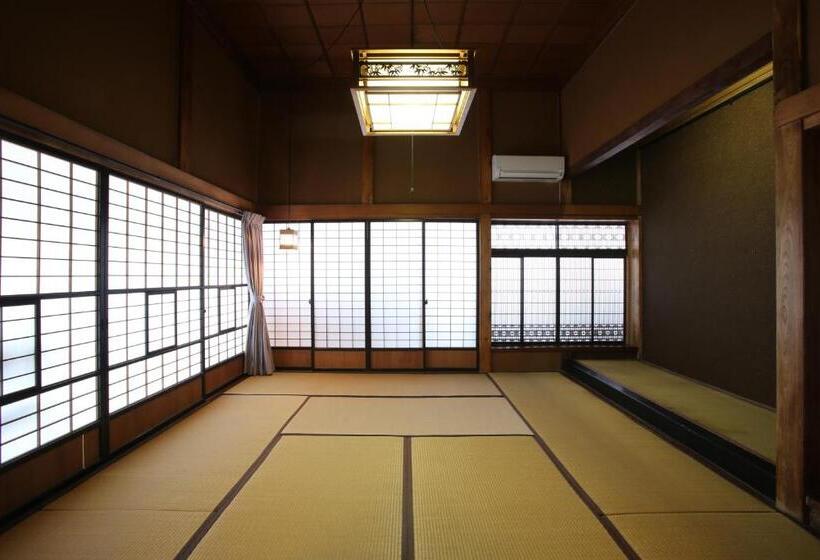 Quarto Quádruplo Estandar, やどバーtatsuji