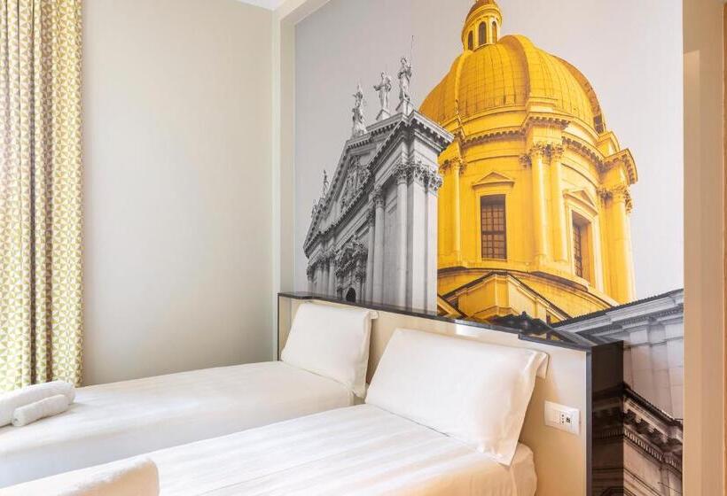 חדר סטנדרט מותאם לאדם עם מוגבלויות, B&B Brescia