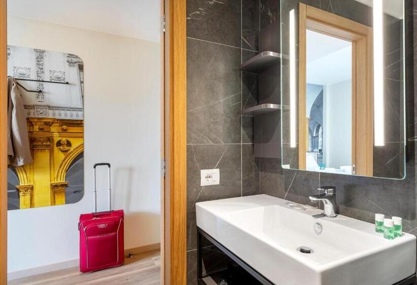 חדר סטנדרט לשלושה, B&B Brescia