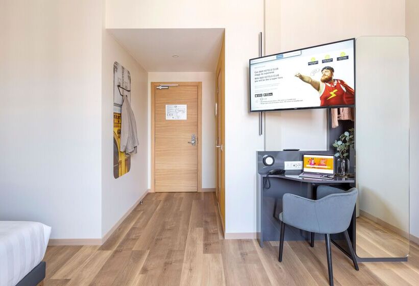 חדר סופריור לשלושה, B&B Brescia