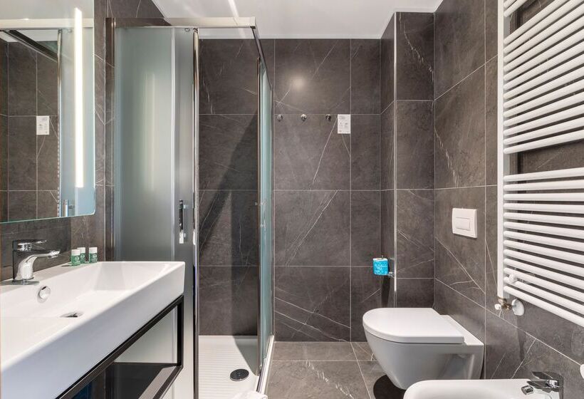 חדר סופריור לשלושה, B&B Brescia