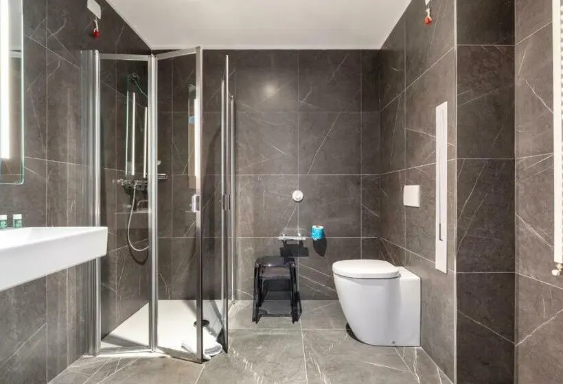اتاق استاندارد برای معلولان, B&B Hotel Brescia