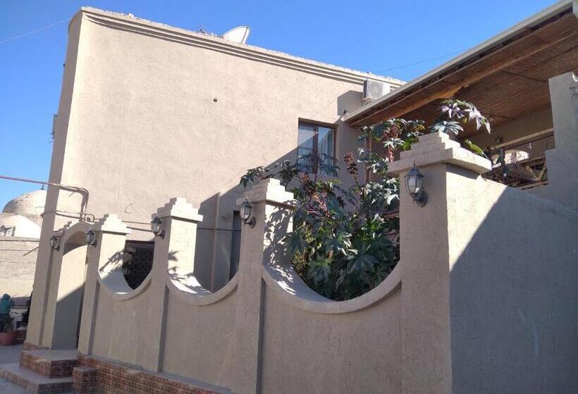 スタンダードルーム, Guest House Art Postindoz