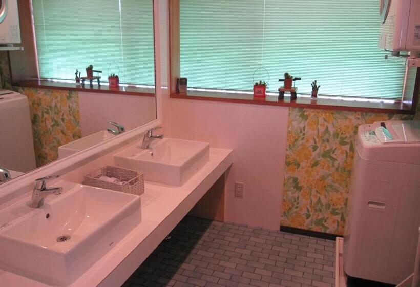 Deluxe-perhehuone, ホテル ハイビスヤブ