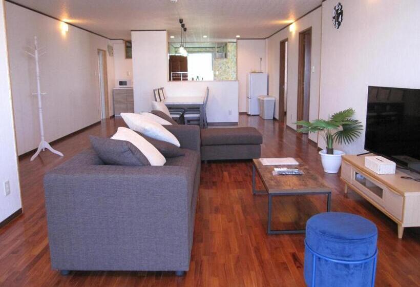 Deluxe-perhehuone, ホテル ハイビスヤブ